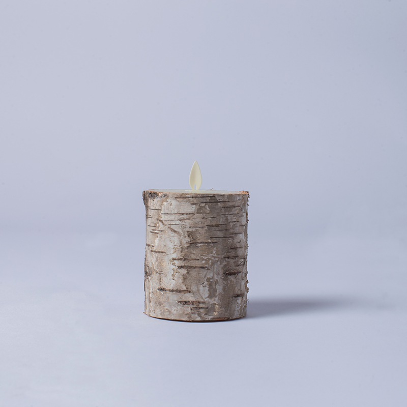 Set in III Birch corticem altilium Operated Columna Candelae